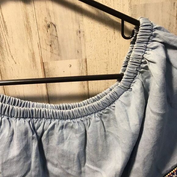 Blouse by speed limit off shoulder size large - Picture 4 of 5